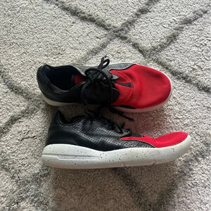 Nike Jordan Eclipse BG Style# 724042-018 black red white knit sneakers boys  5Y